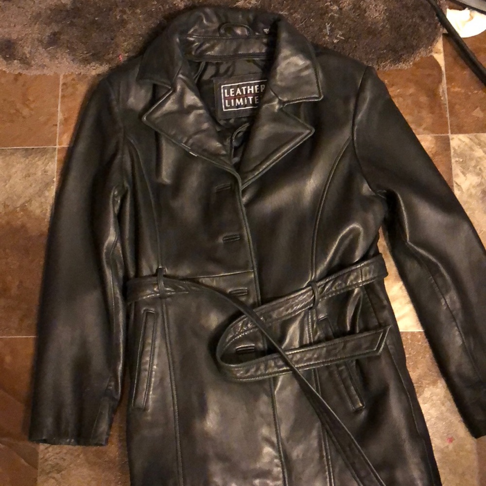 Leather limited woman’s coat